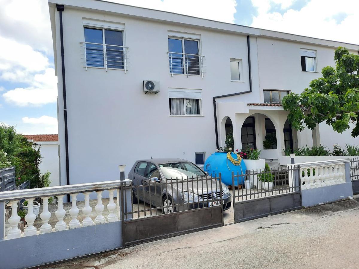 Studio Apartments Jupo อุลซิน ภายนอก รูปภาพ