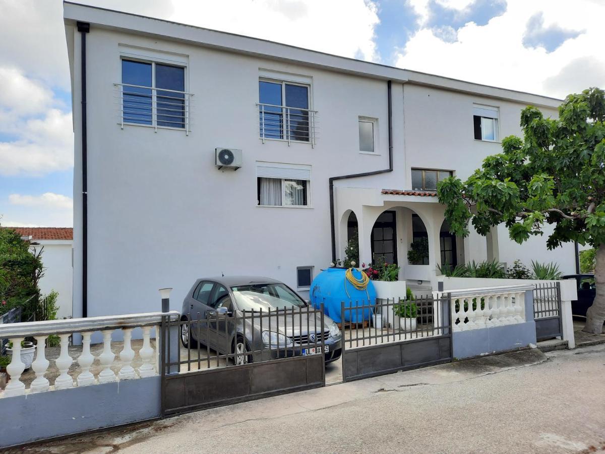 Studio Apartments Jupo อุลซิน ภายนอก รูปภาพ
