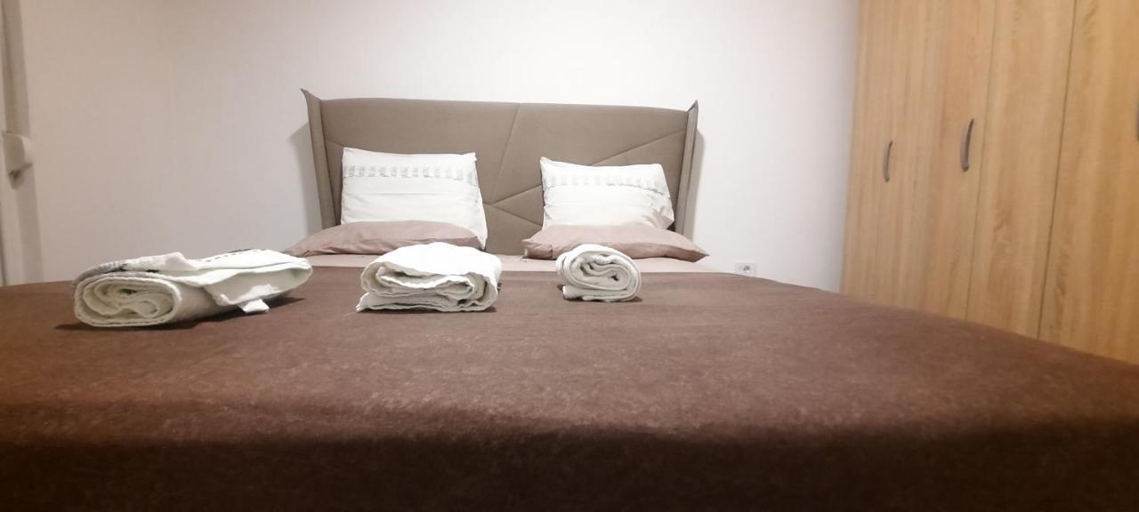 Studio Apartments Jupo อุลซิน ภายนอก รูปภาพ