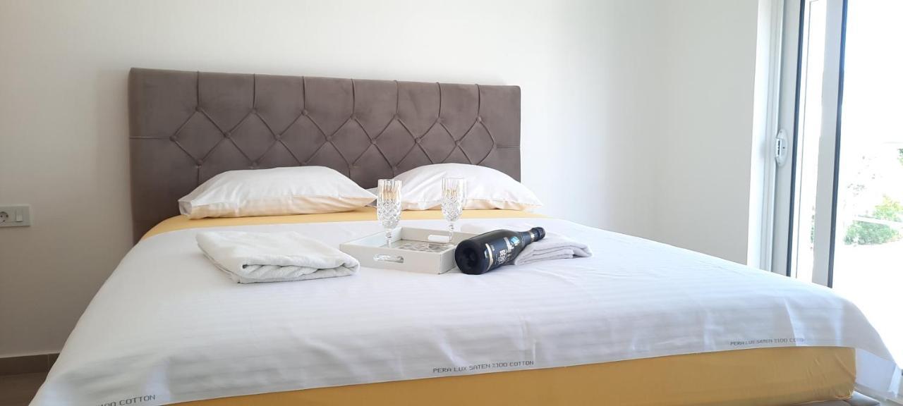 Studio Apartments Jupo อุลซิน ภายนอก รูปภาพ